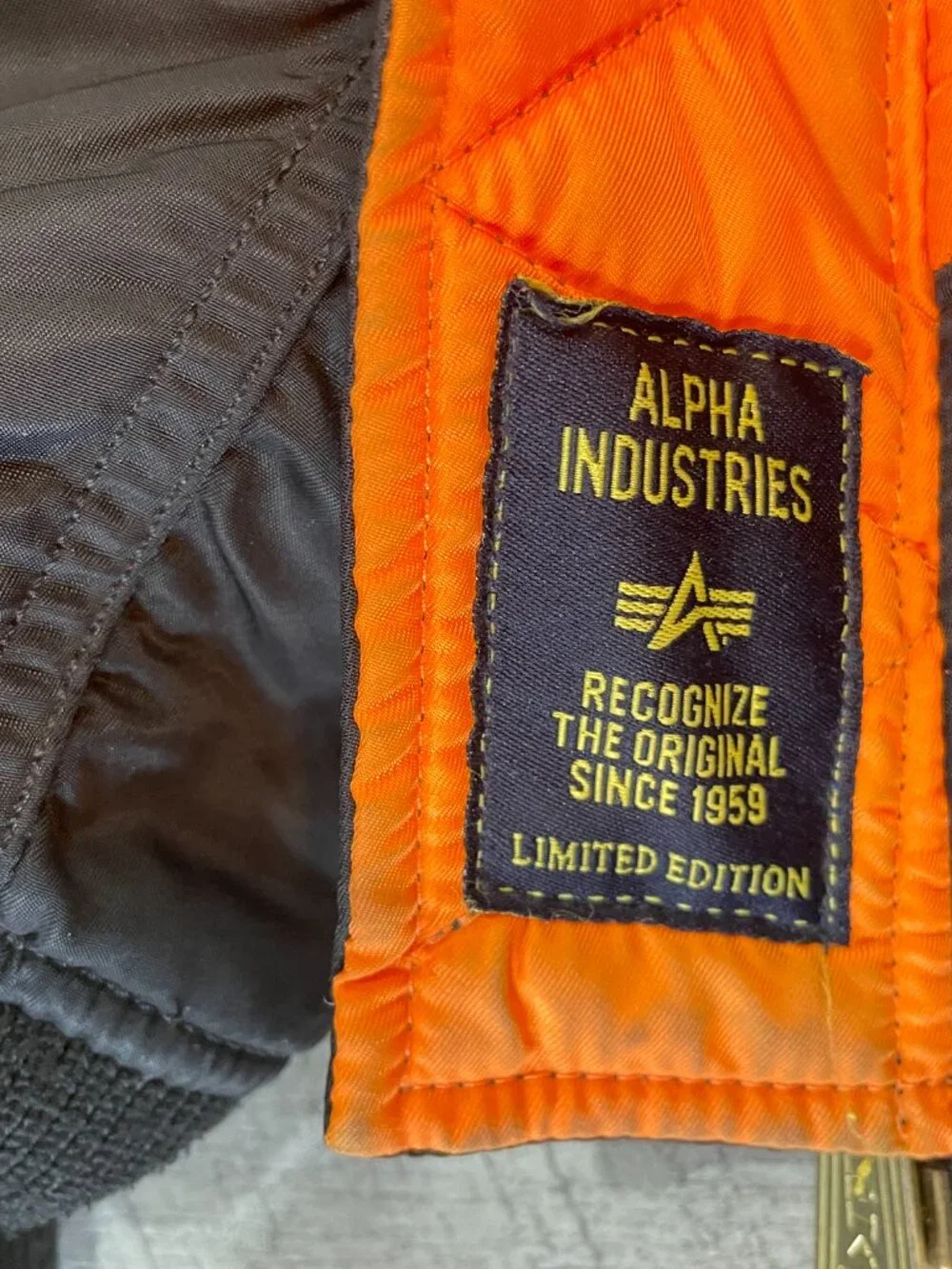 Alpha Industries MA-1 Bomber Jacket Blood Chit Limited Edition Black USAF Small - Picture 4 of 10